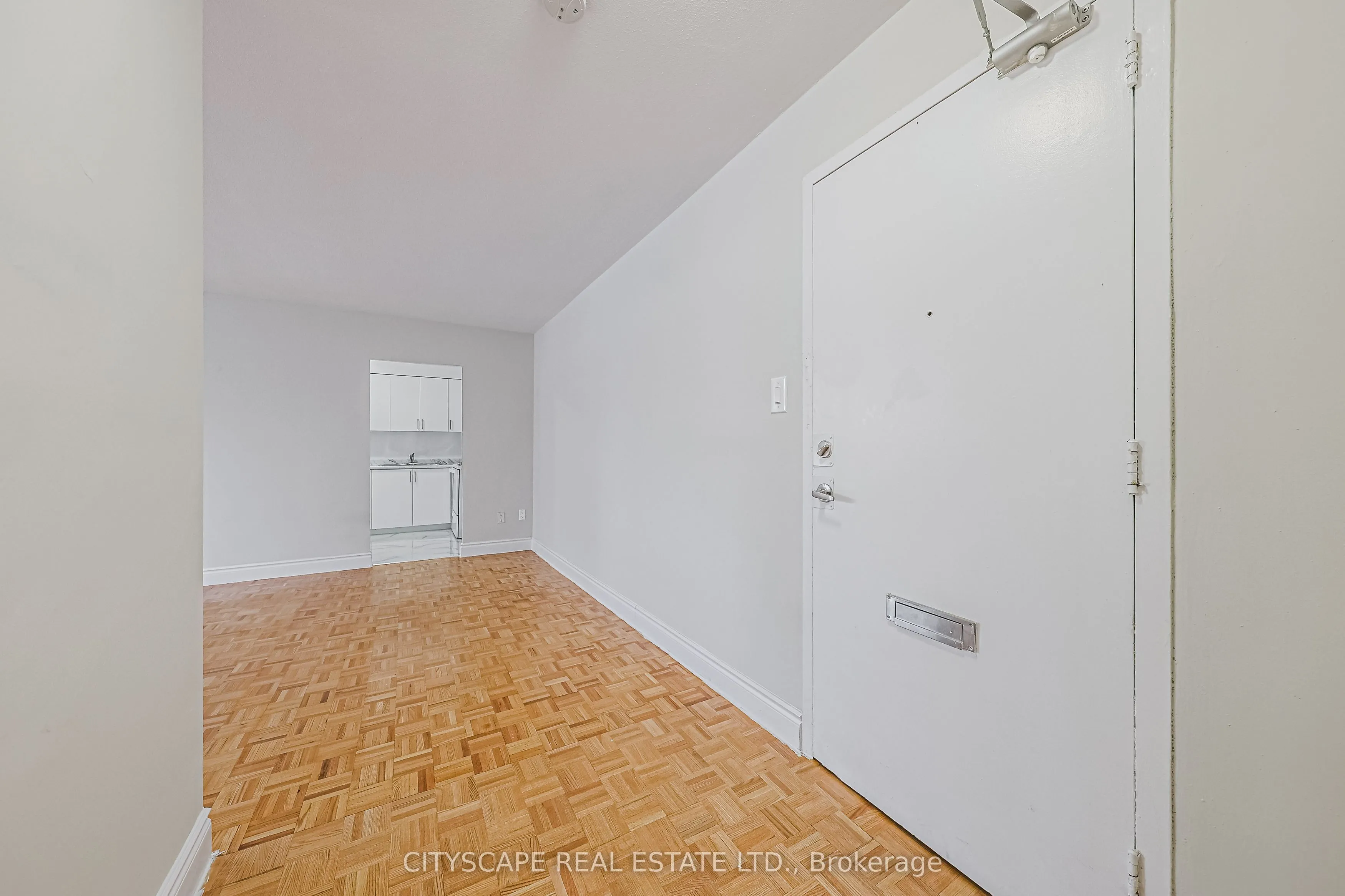 100 Rowena Drive, #609