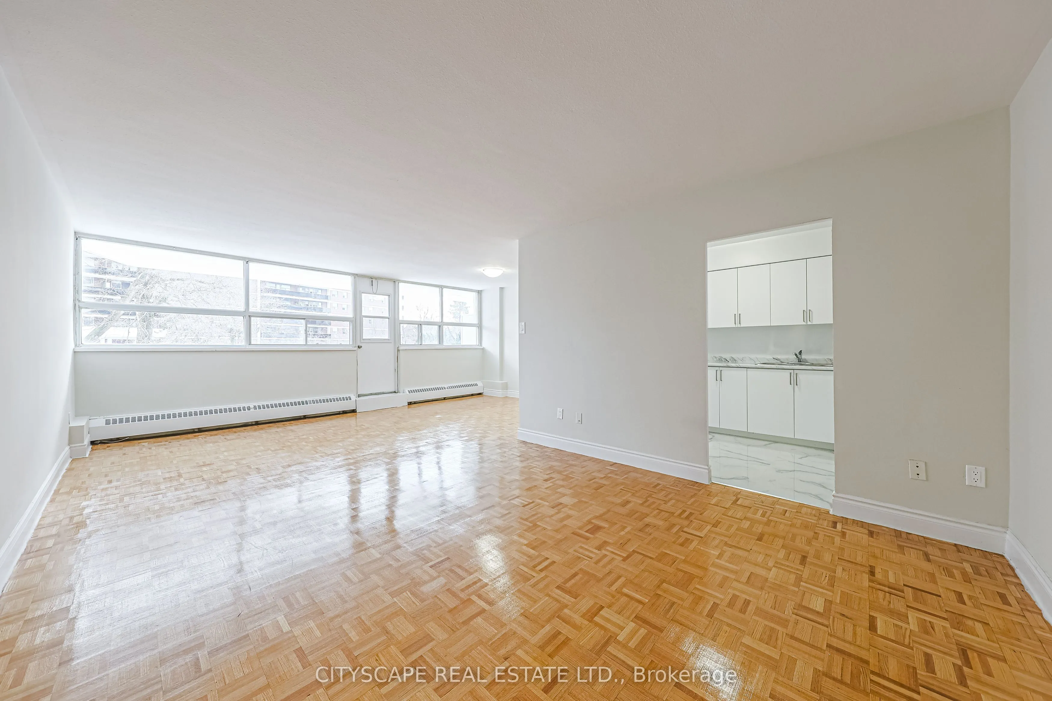 100 Rowena Drive, #609