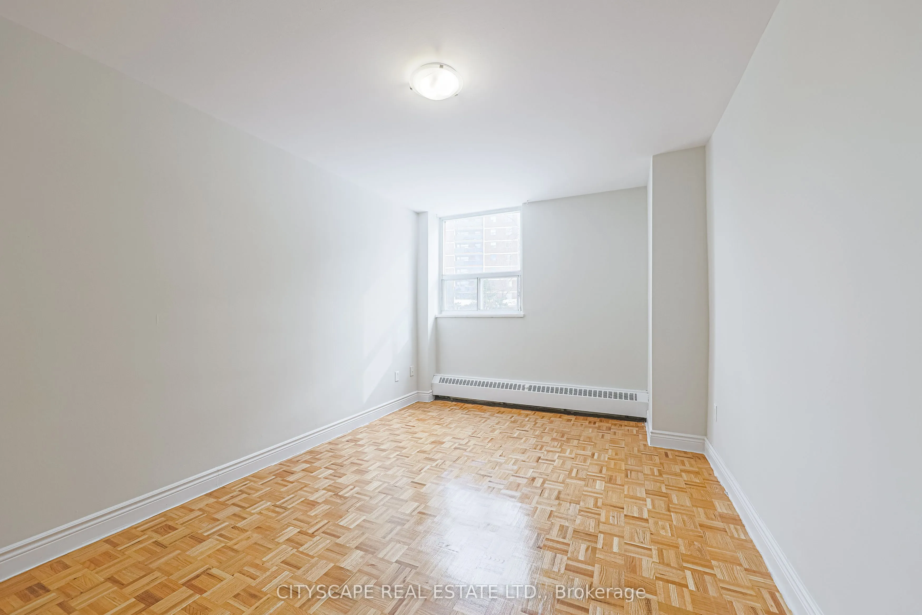 100 Rowena Drive, #609