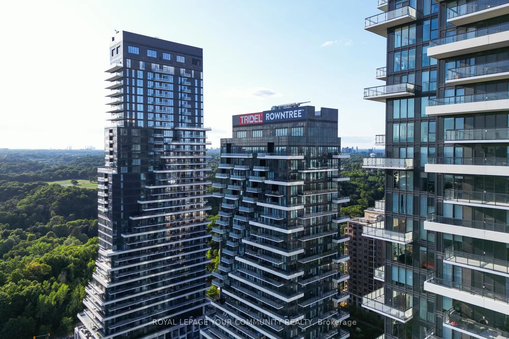 10 Inn on the Parc Drive, #101