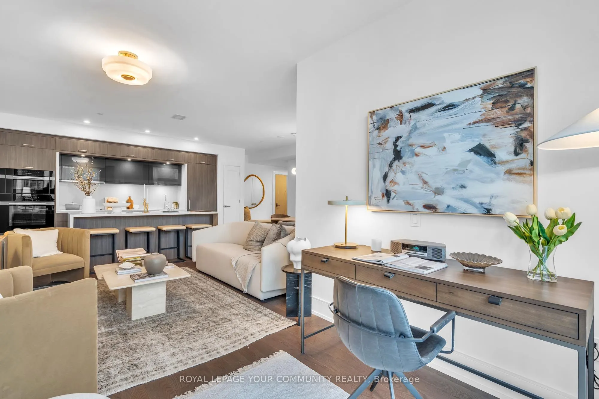 10 Inn on the Parc Drive, #101