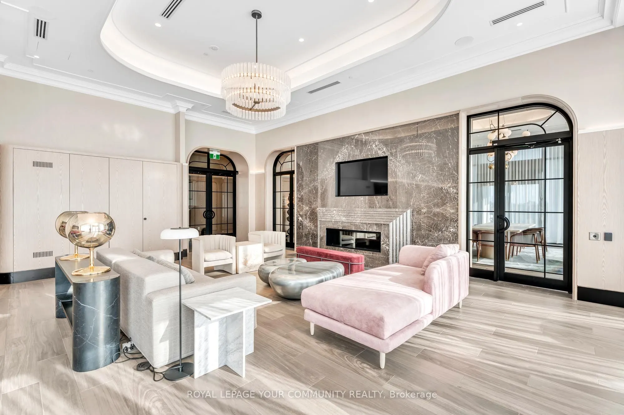 10 Inn on the Parc Drive, #101