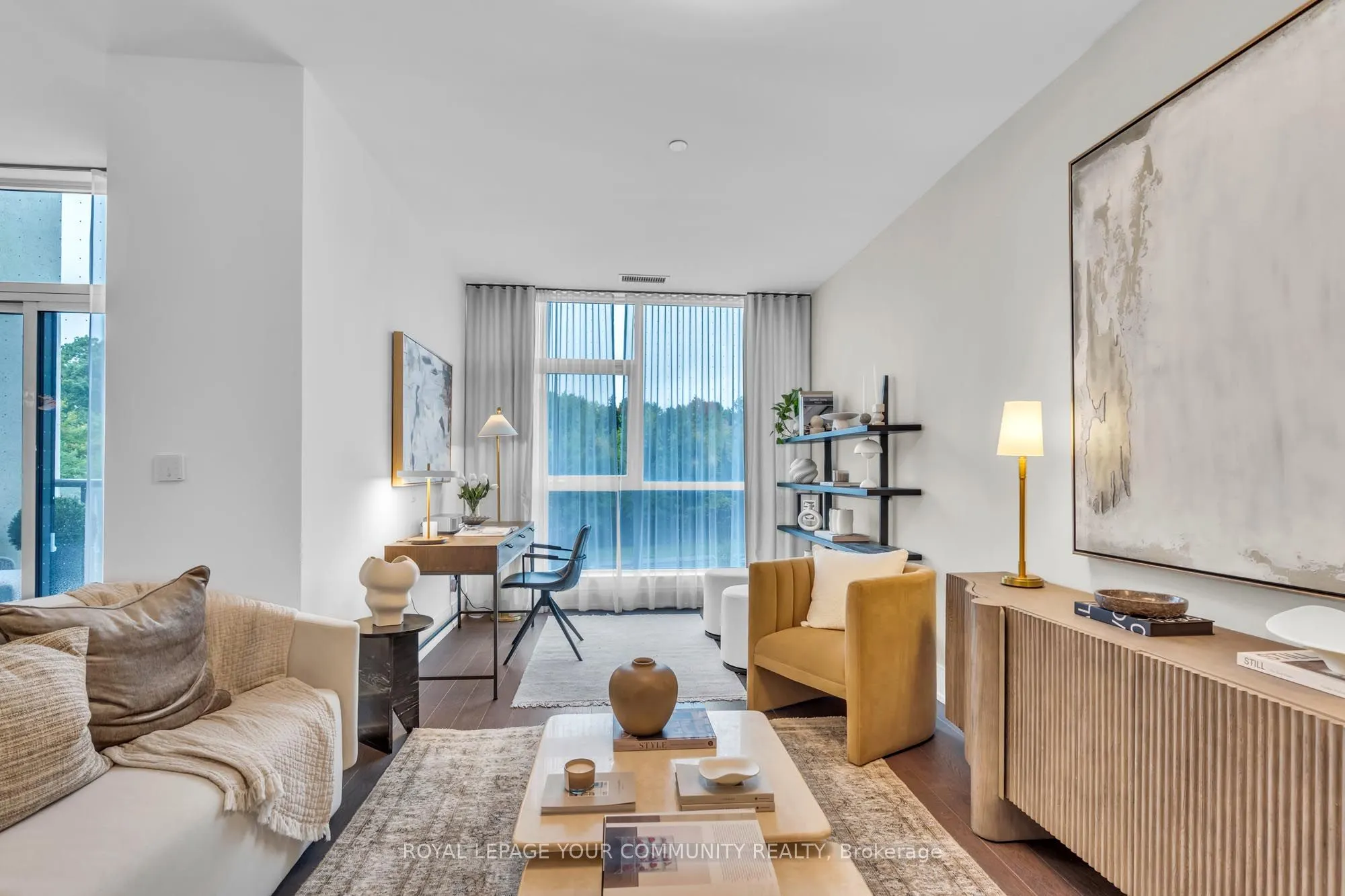 10 Inn on the Parc Drive, #101