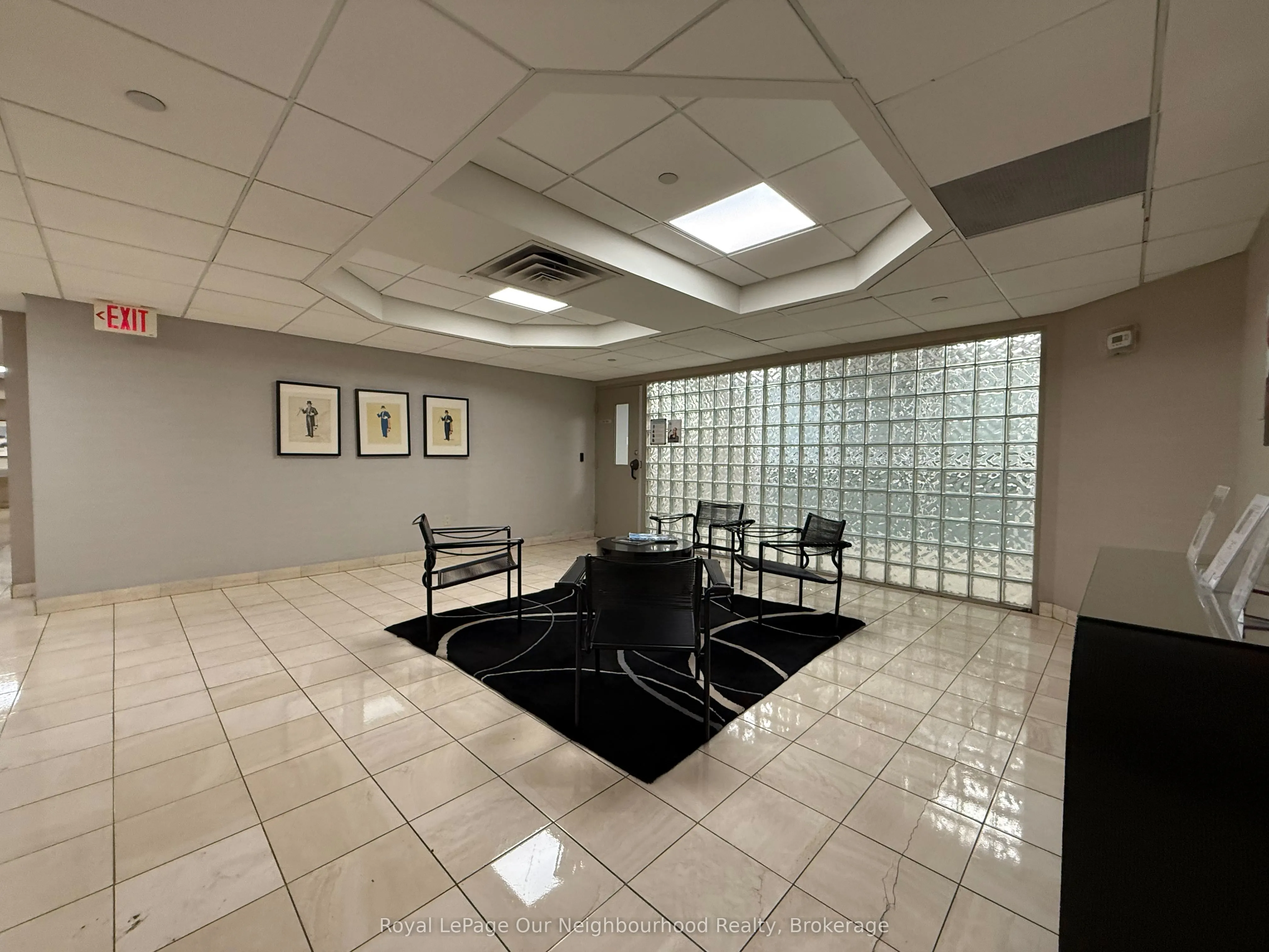 701 King Street W, #PH13