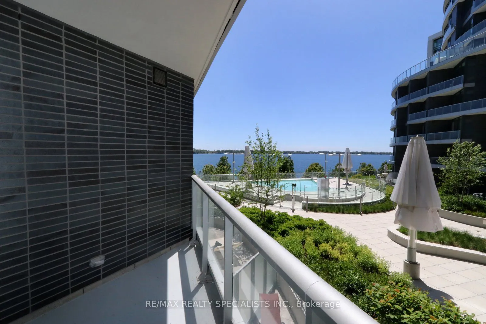 1 Edgewater Drive, #313