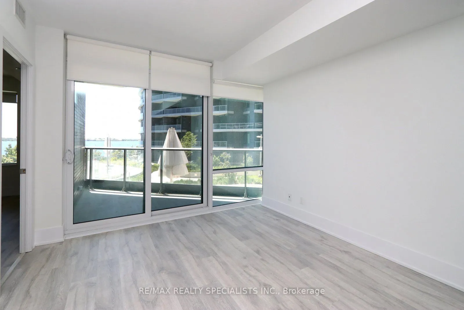 1 Edgewater Drive, #313