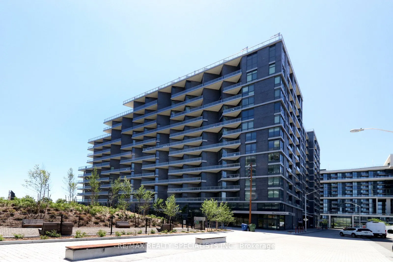 1 Edgewater Drive, #313