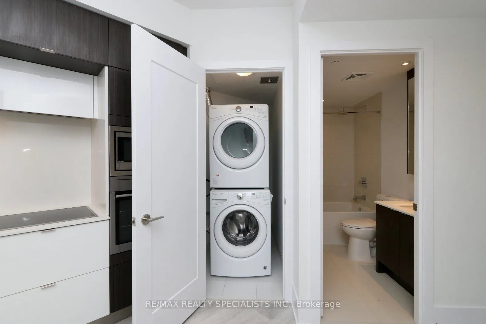 1 Edgewater Drive, #313