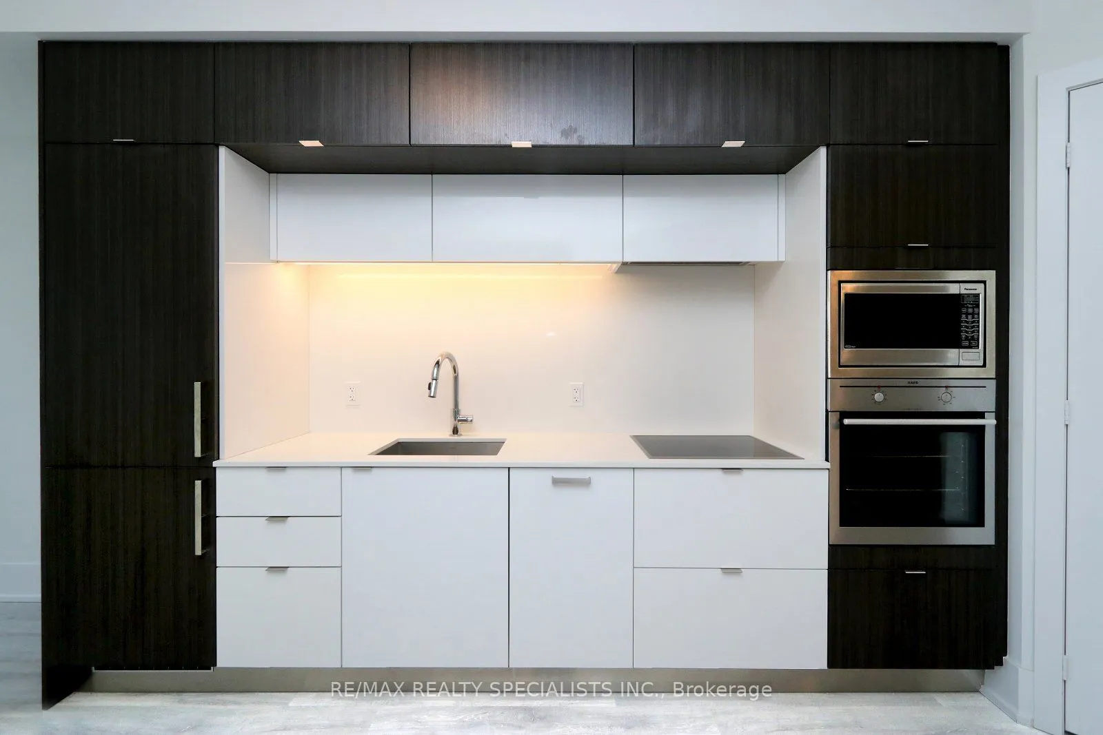 1 Edgewater Drive, #313