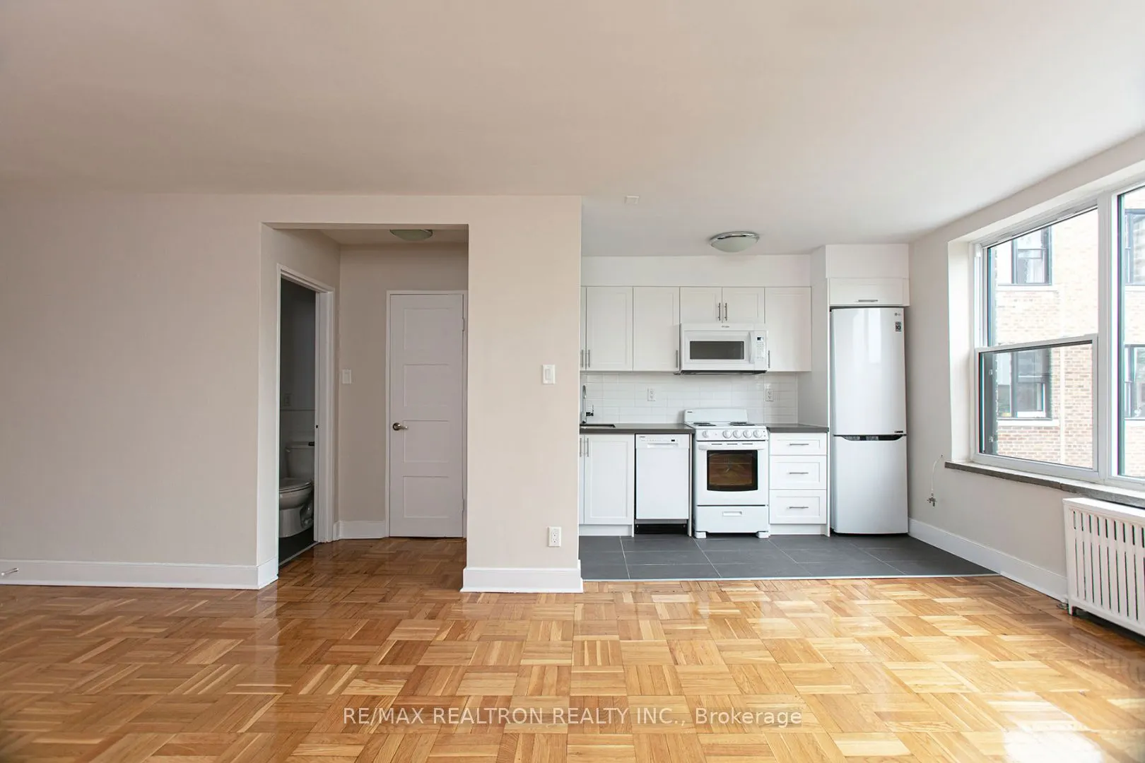 1545 Bathurst Street, #402