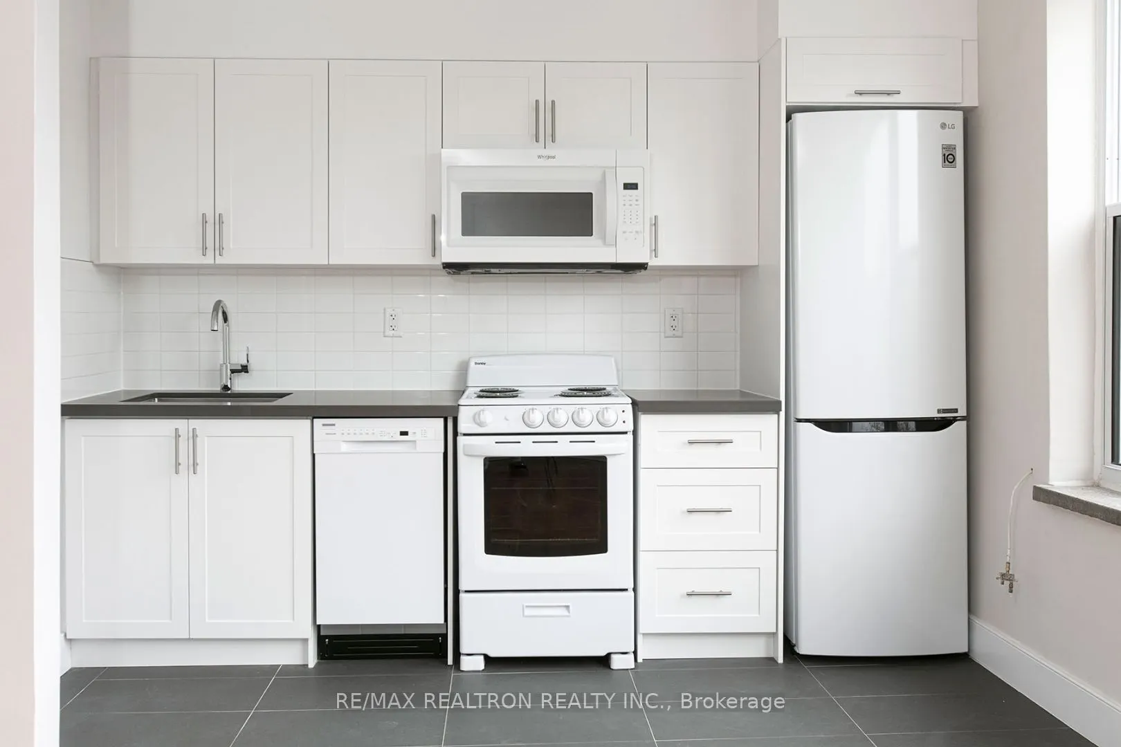 1545 Bathurst Street, #402