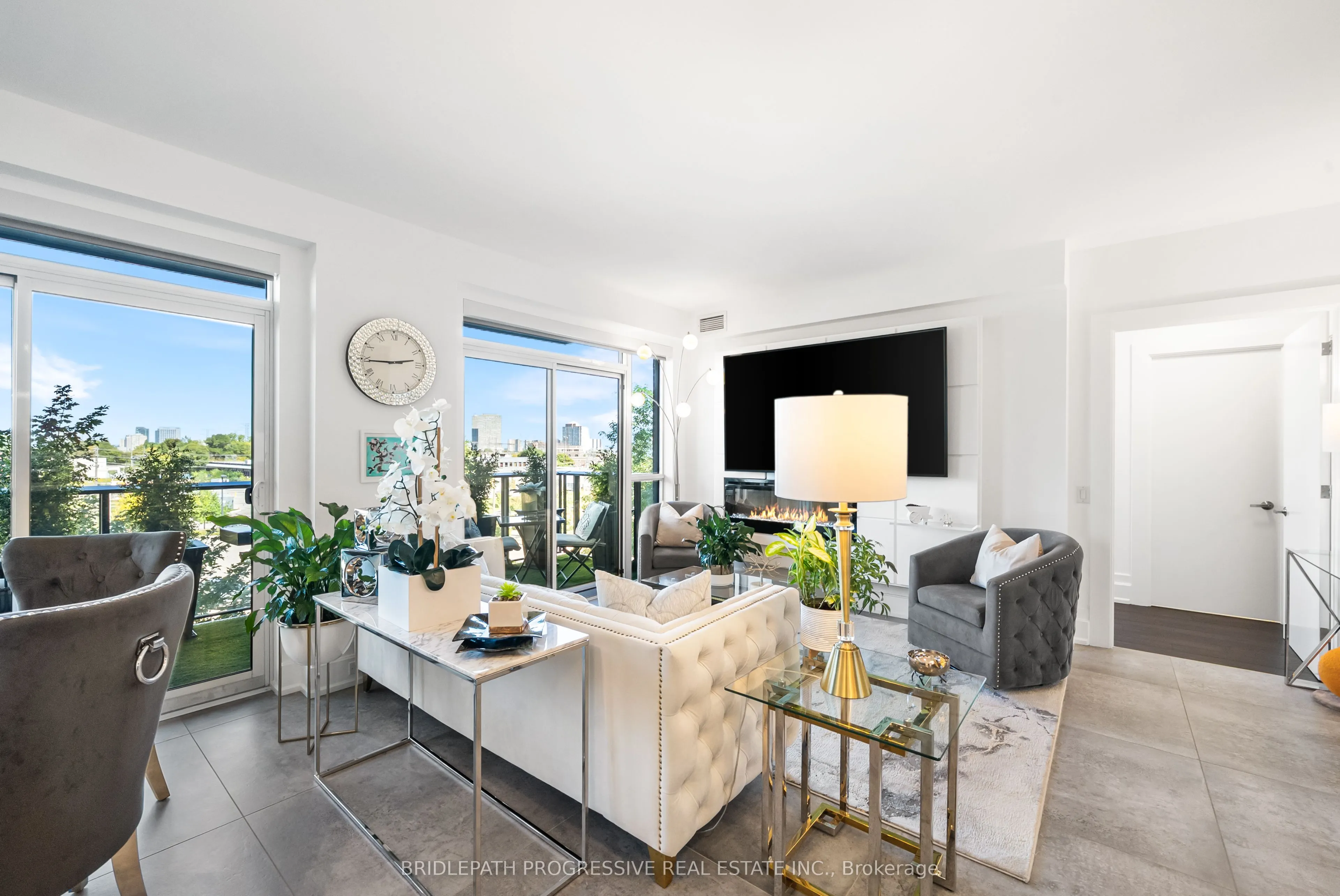 3 Southvale Drive, #303