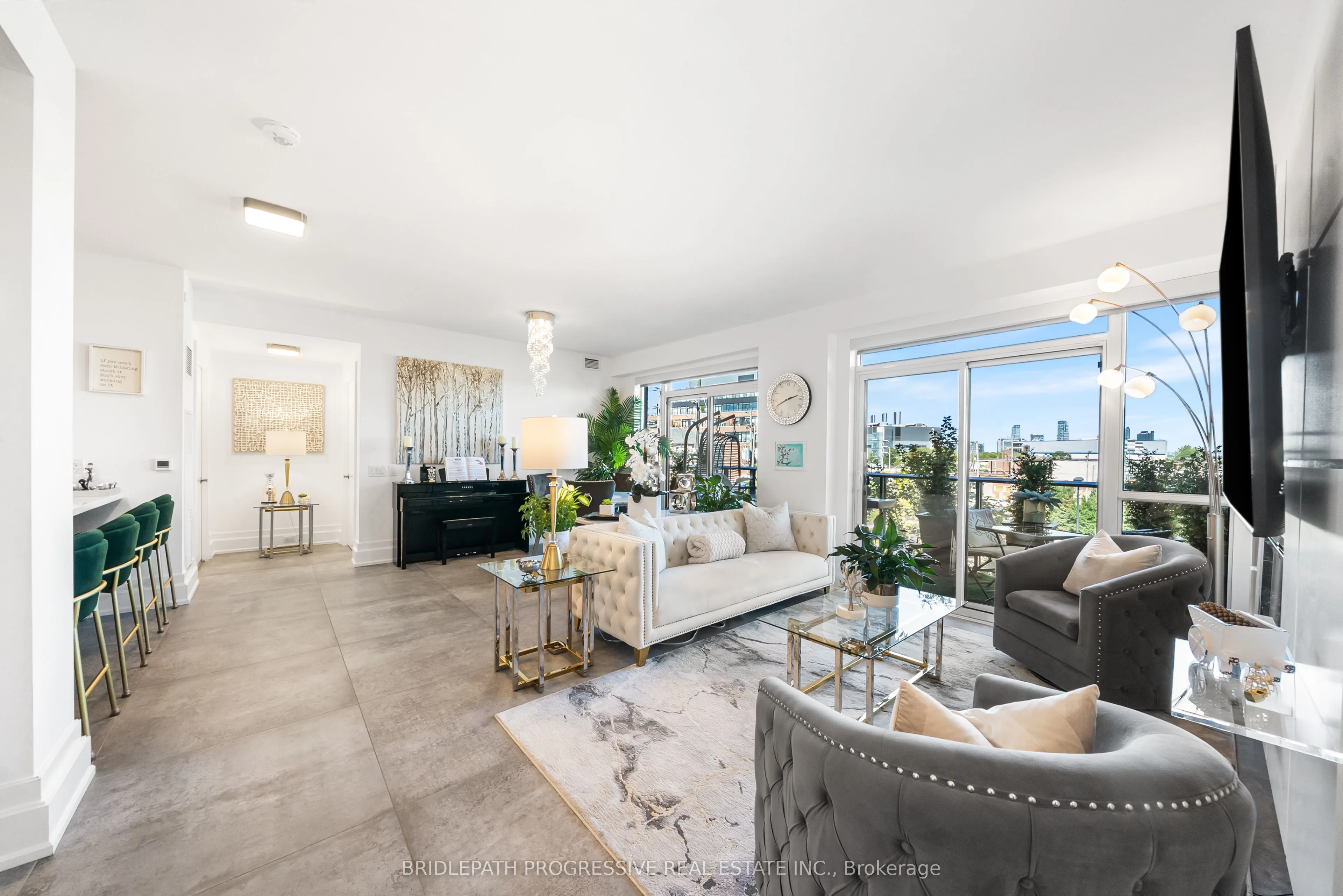 3 Southvale Drive, #303
