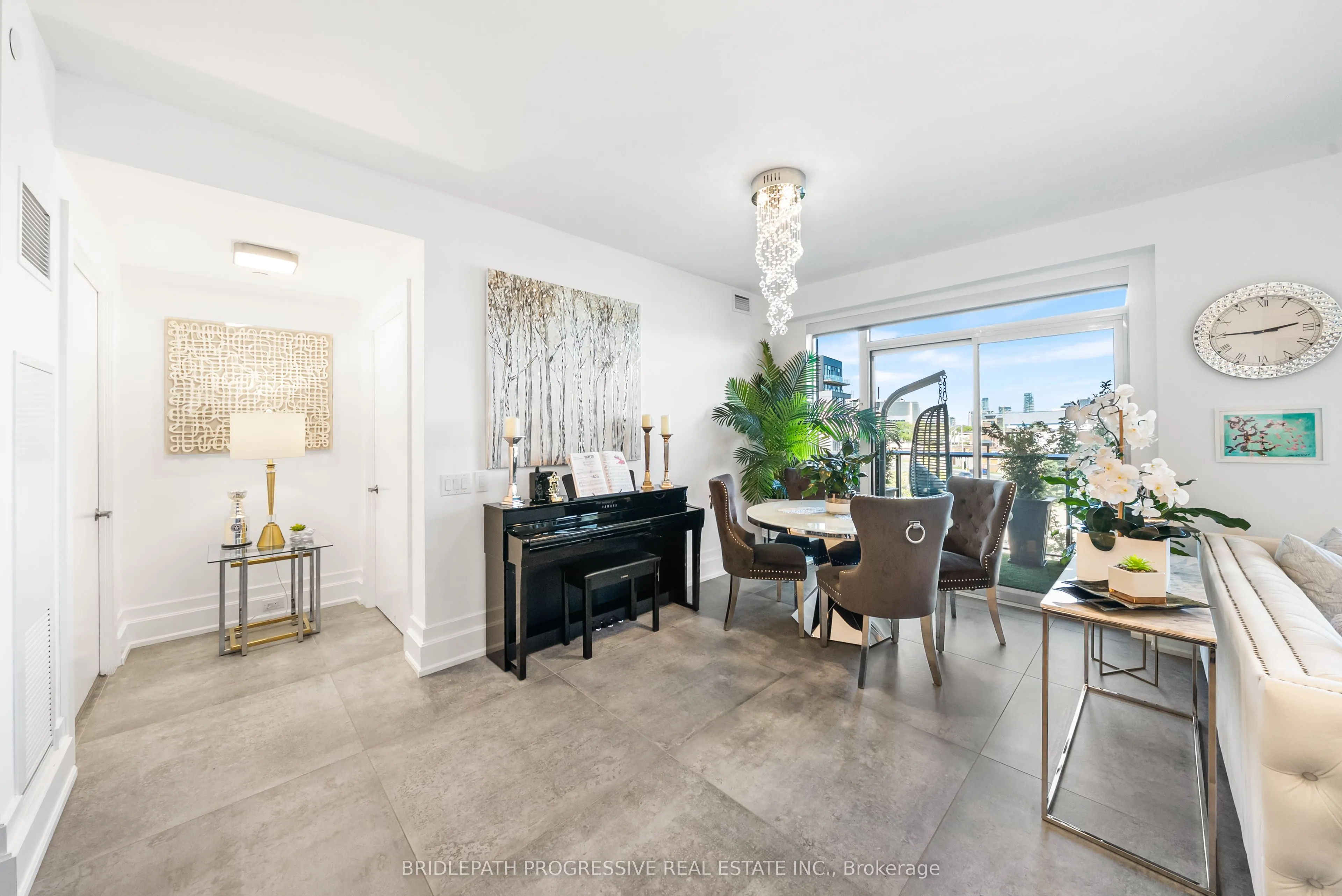 3 Southvale Drive, #303