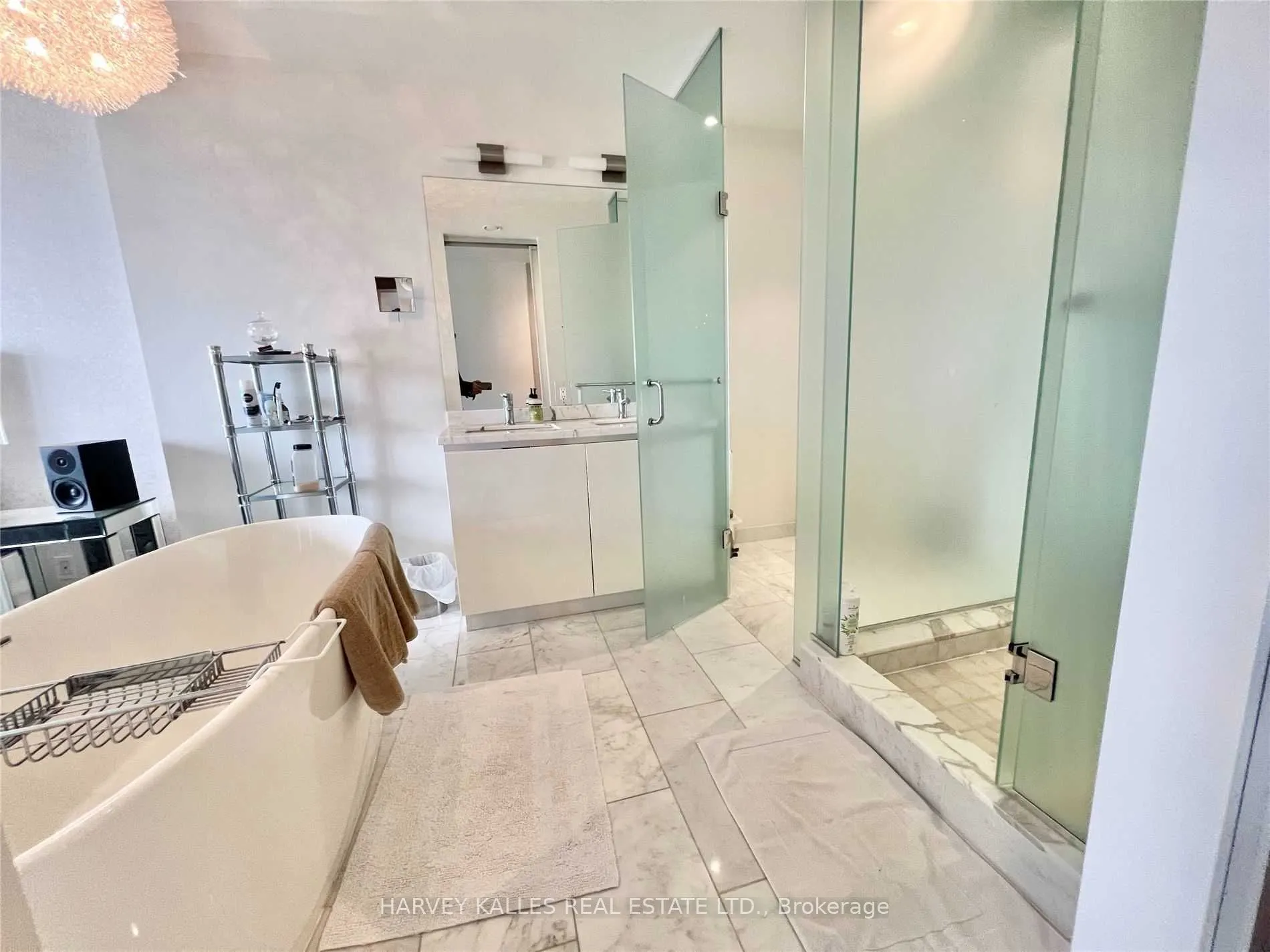 33 Charles Street, #4502