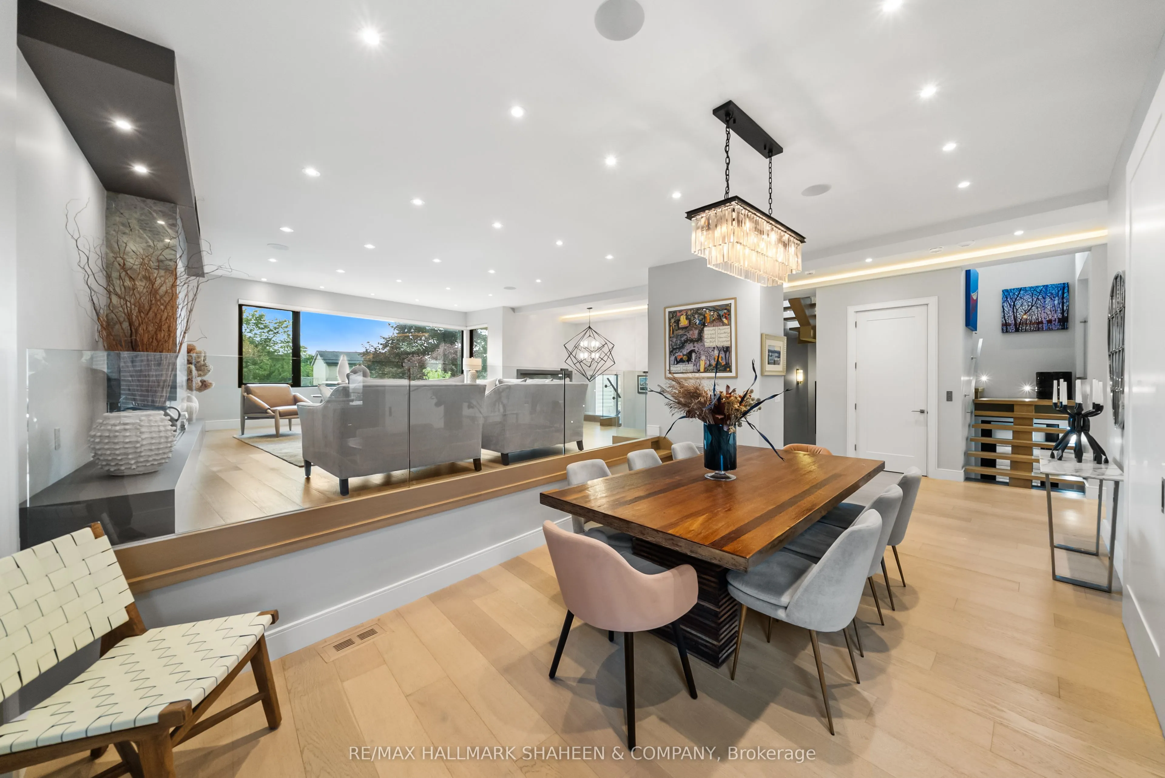 67 Clansman Boulevard