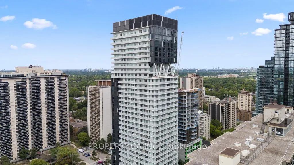101 Erskine Avenue, #2110