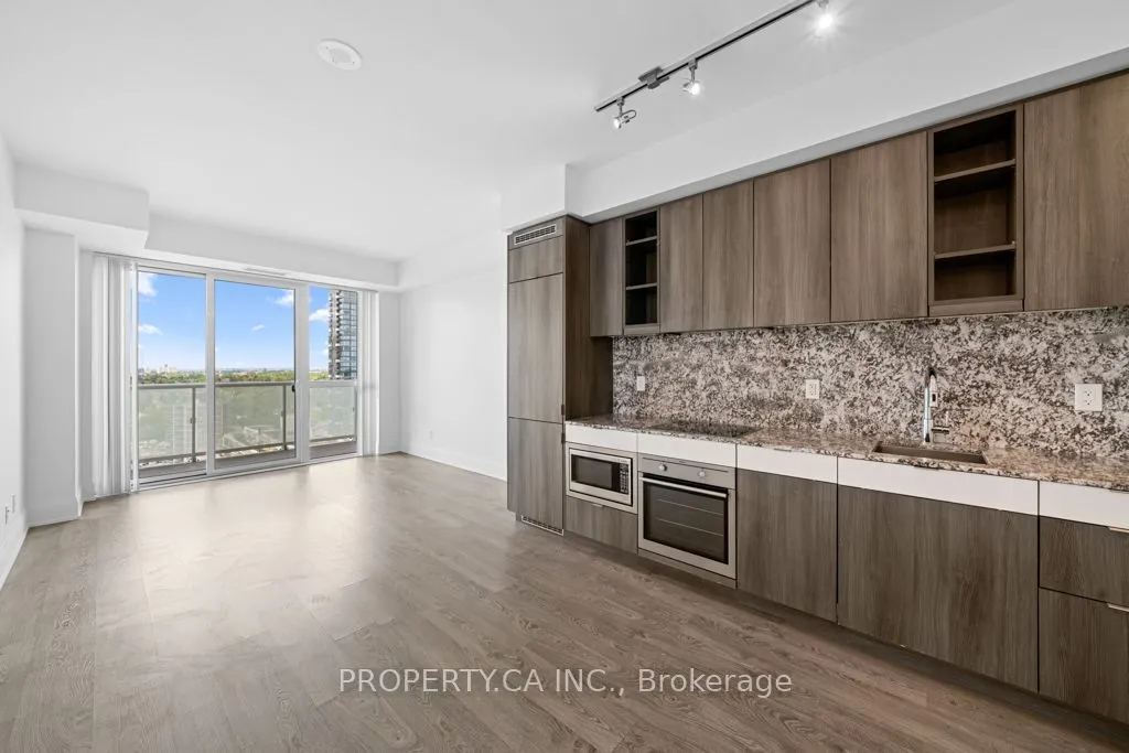 101 Erskine Avenue, #2110