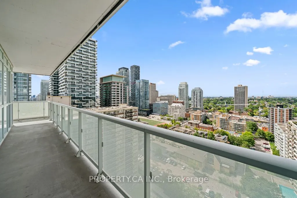 101 Erskine Avenue, #2110