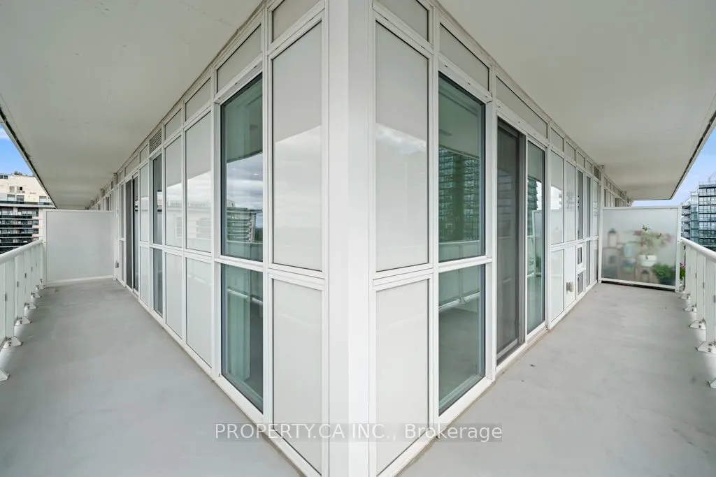 101 Erskine Avenue, #2110