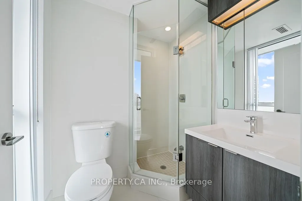 101 Erskine Avenue, #2110
