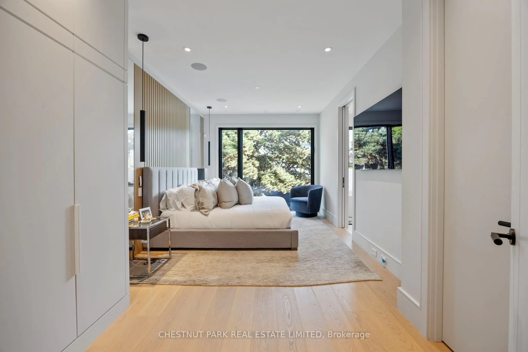 43 Summerhill Avenue