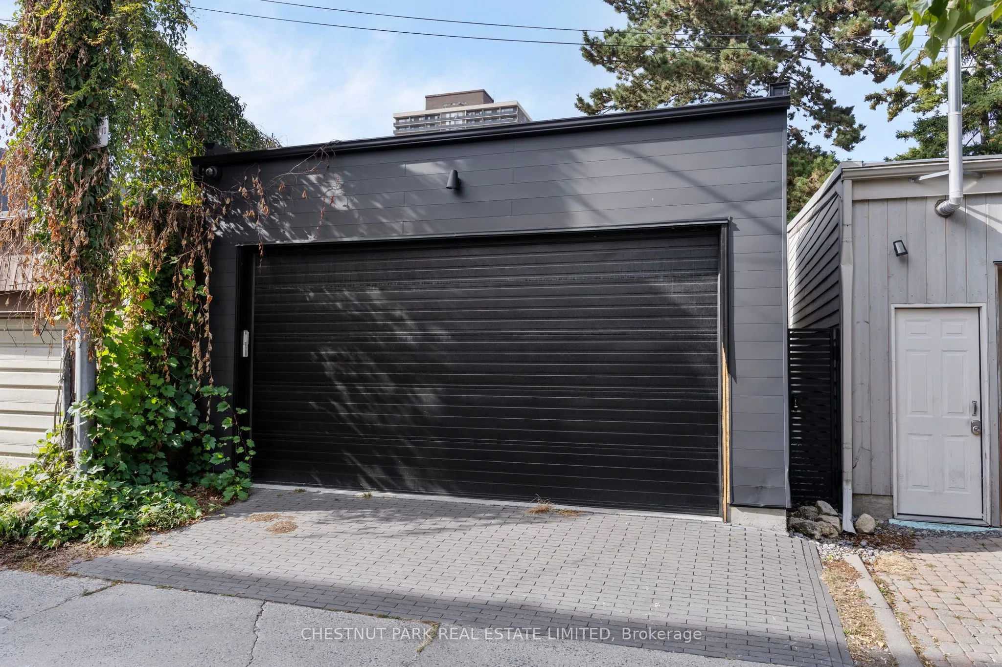 43 Summerhill Avenue