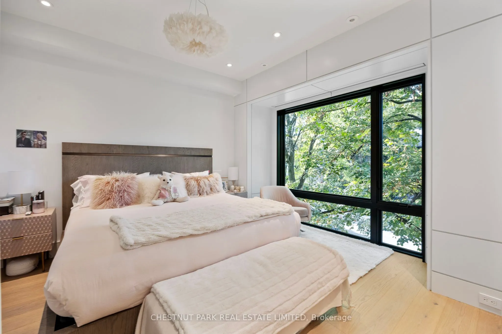 43 Summerhill Avenue