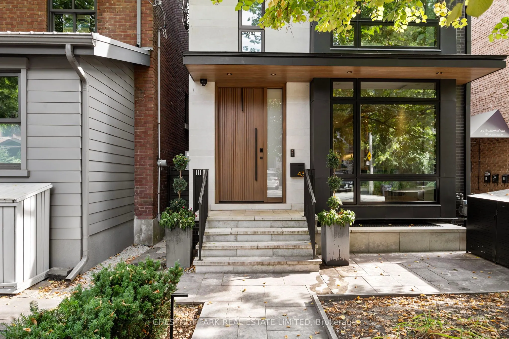 43 Summerhill Avenue