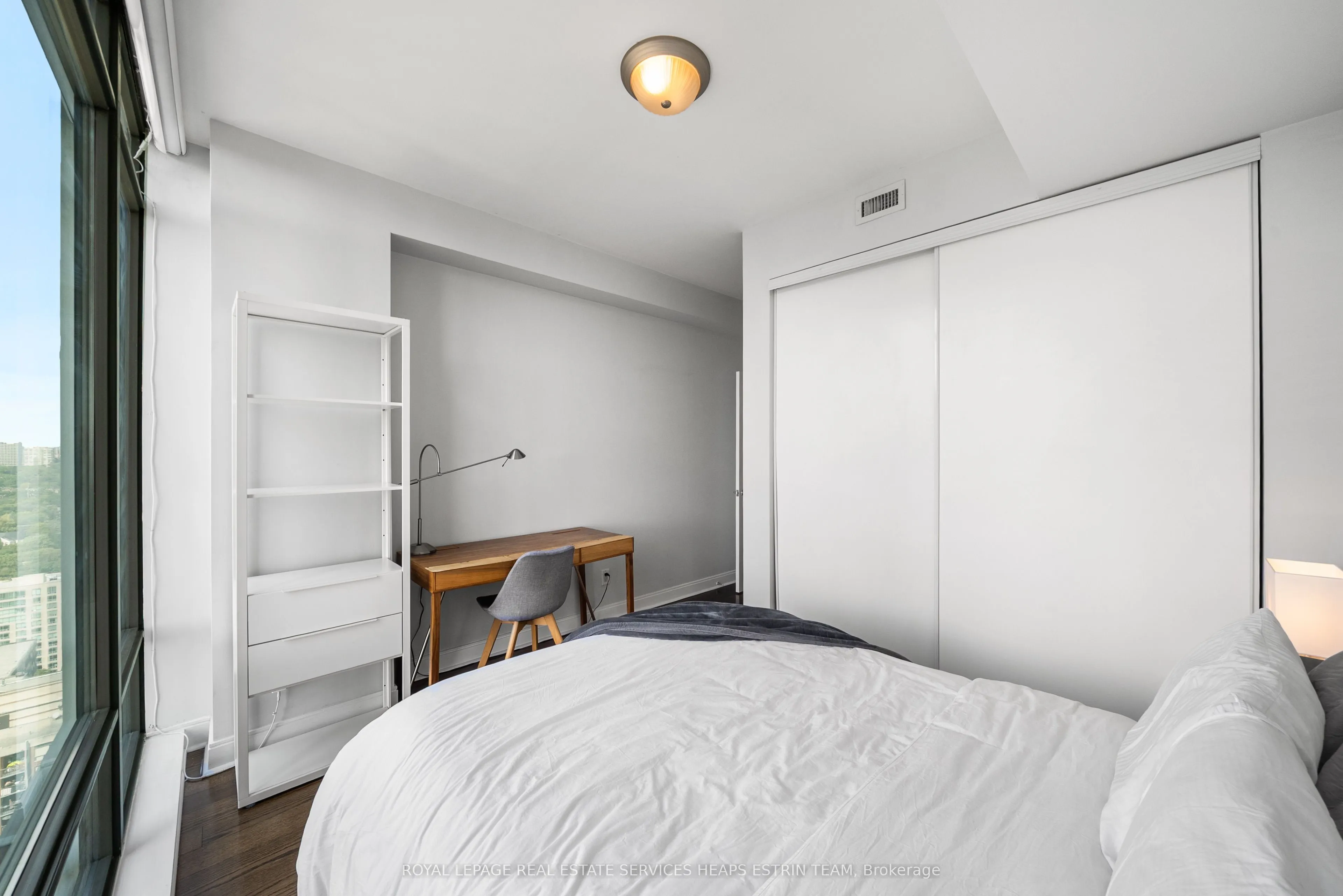 18 Yorkville Avenue, #2905