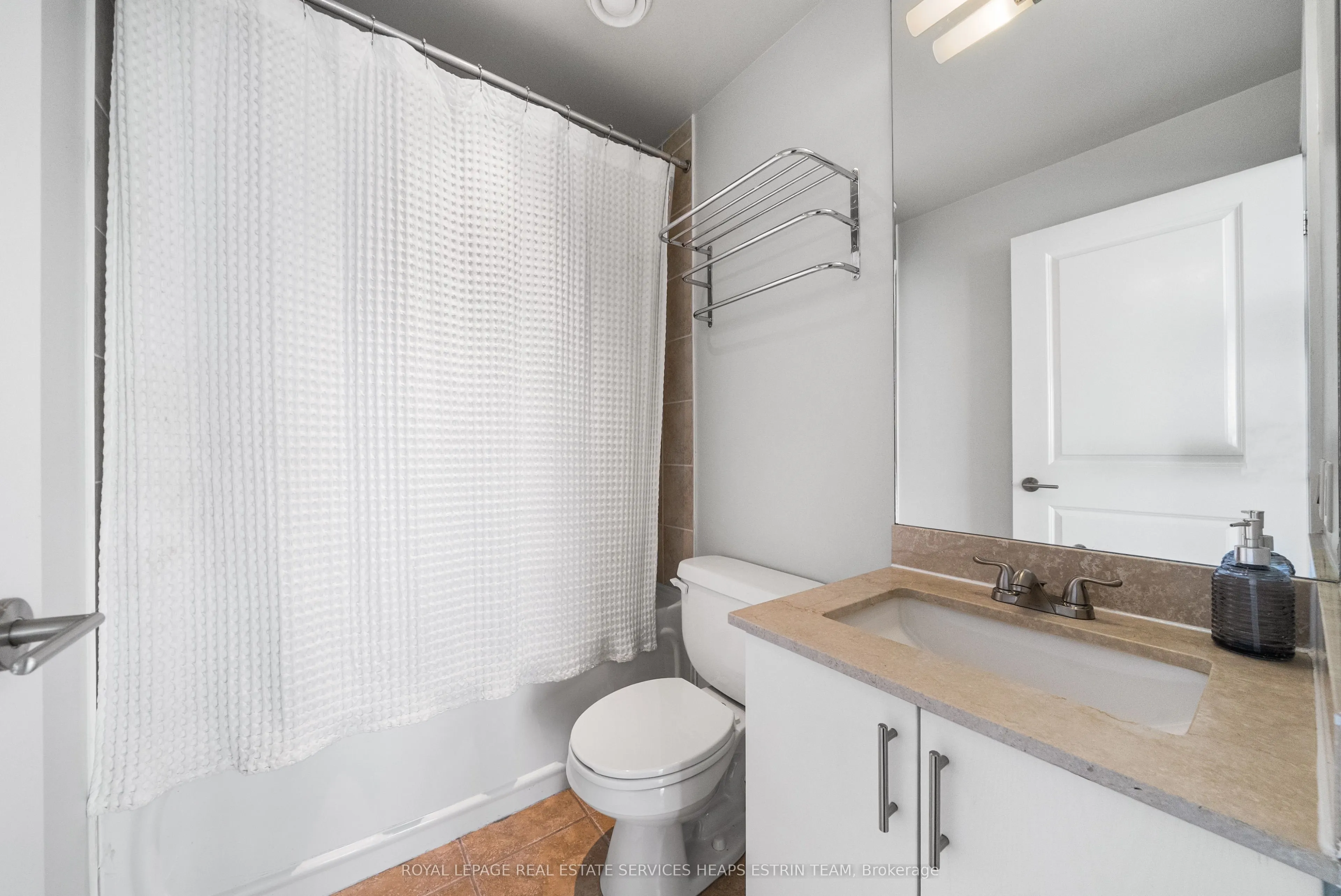 18 Yorkville Avenue, #2905