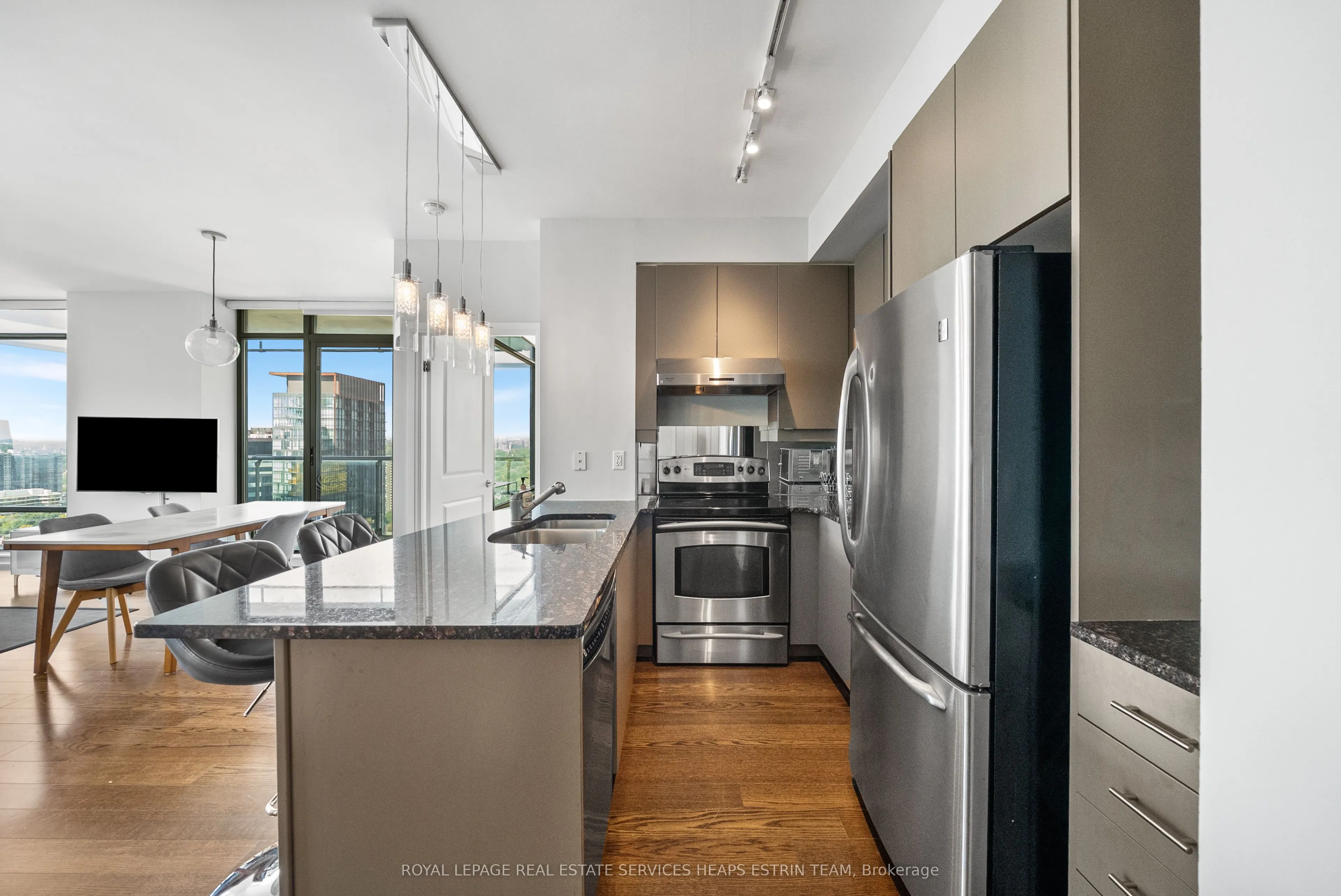18 Yorkville Avenue, #2905