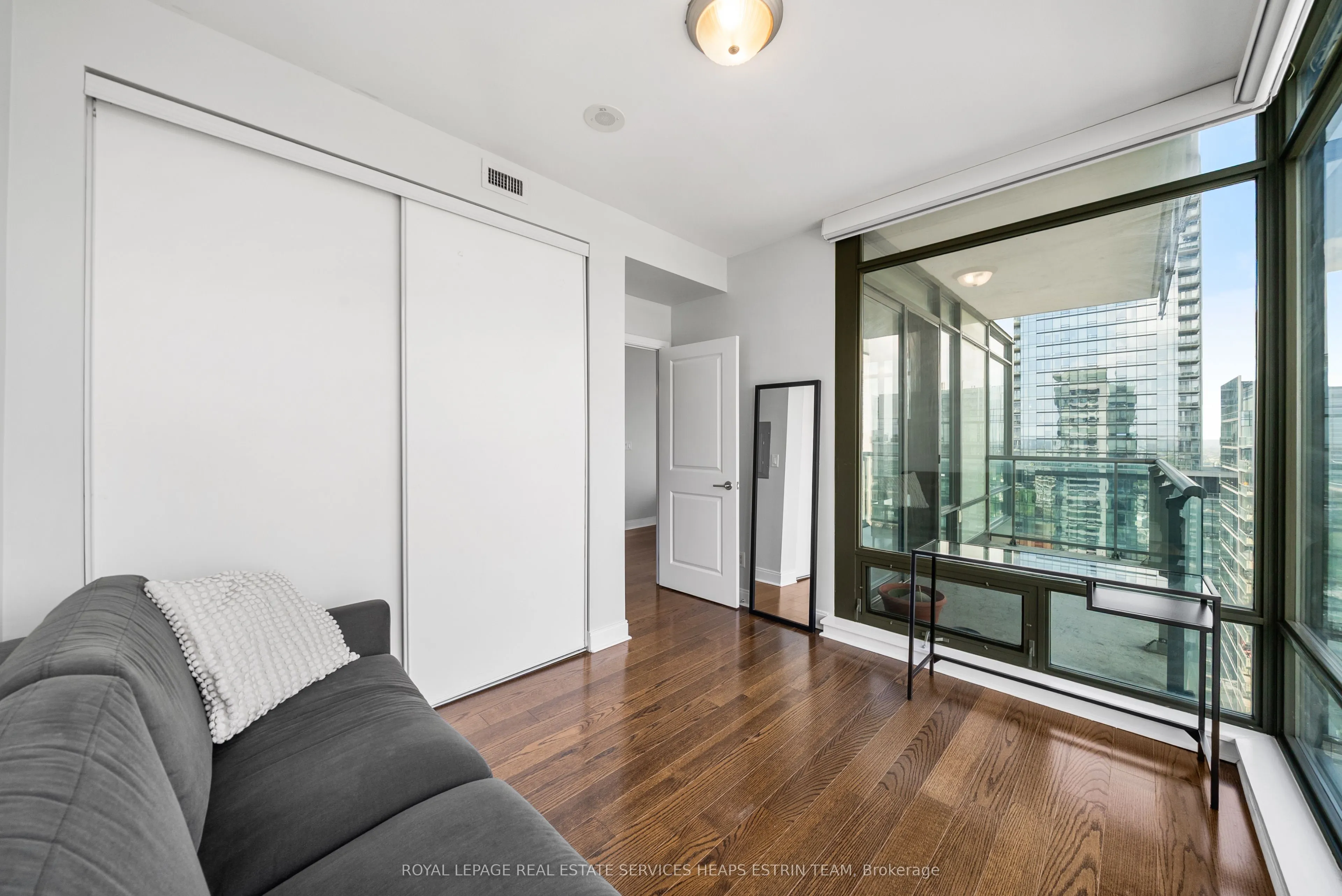 18 Yorkville Avenue, #2905
