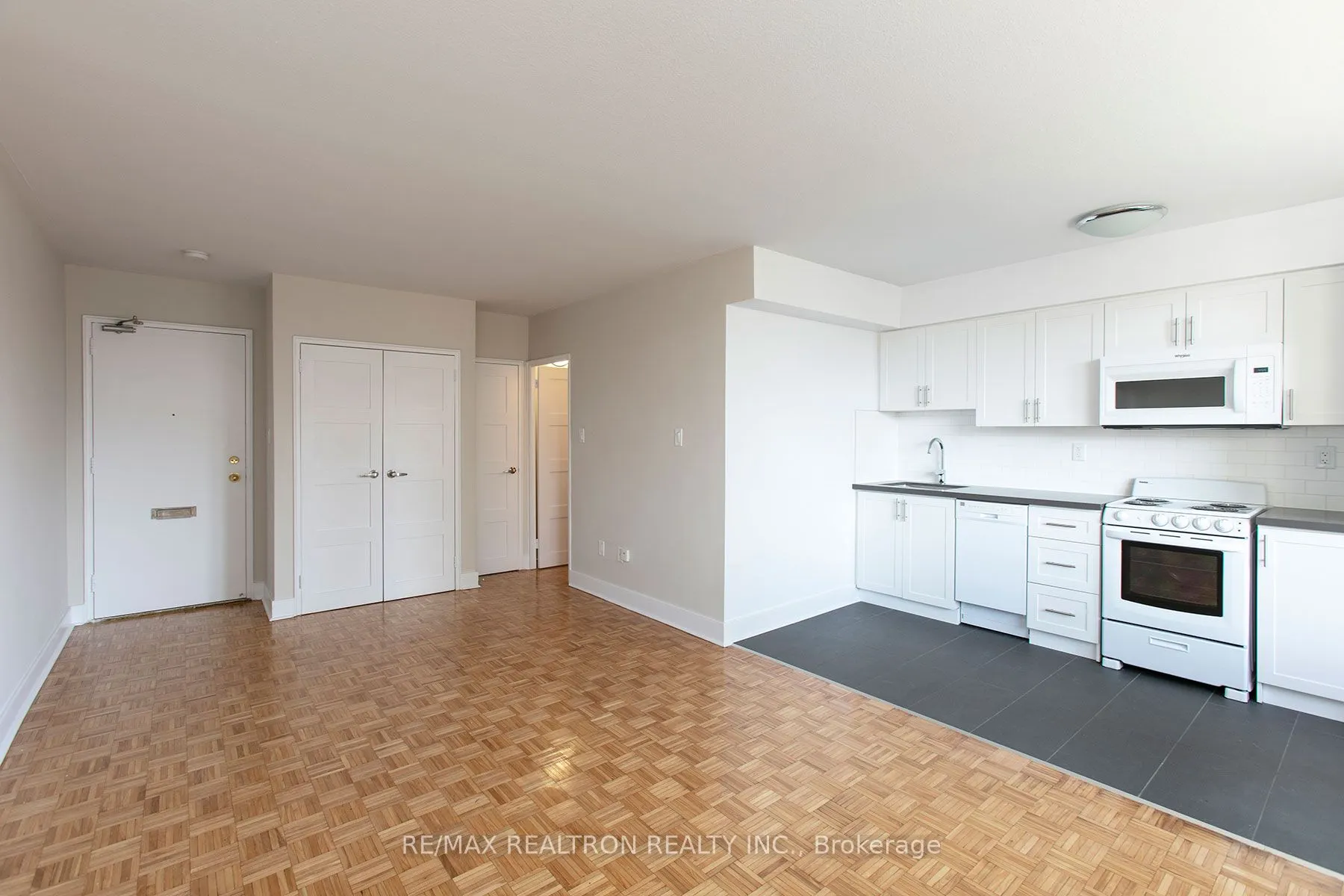 276 St George Street, #702