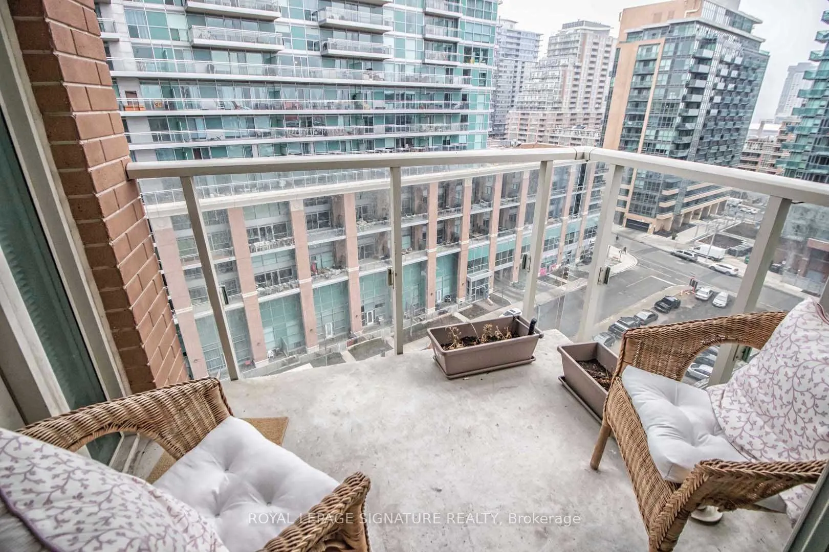 125 Western Battery Road, #1007