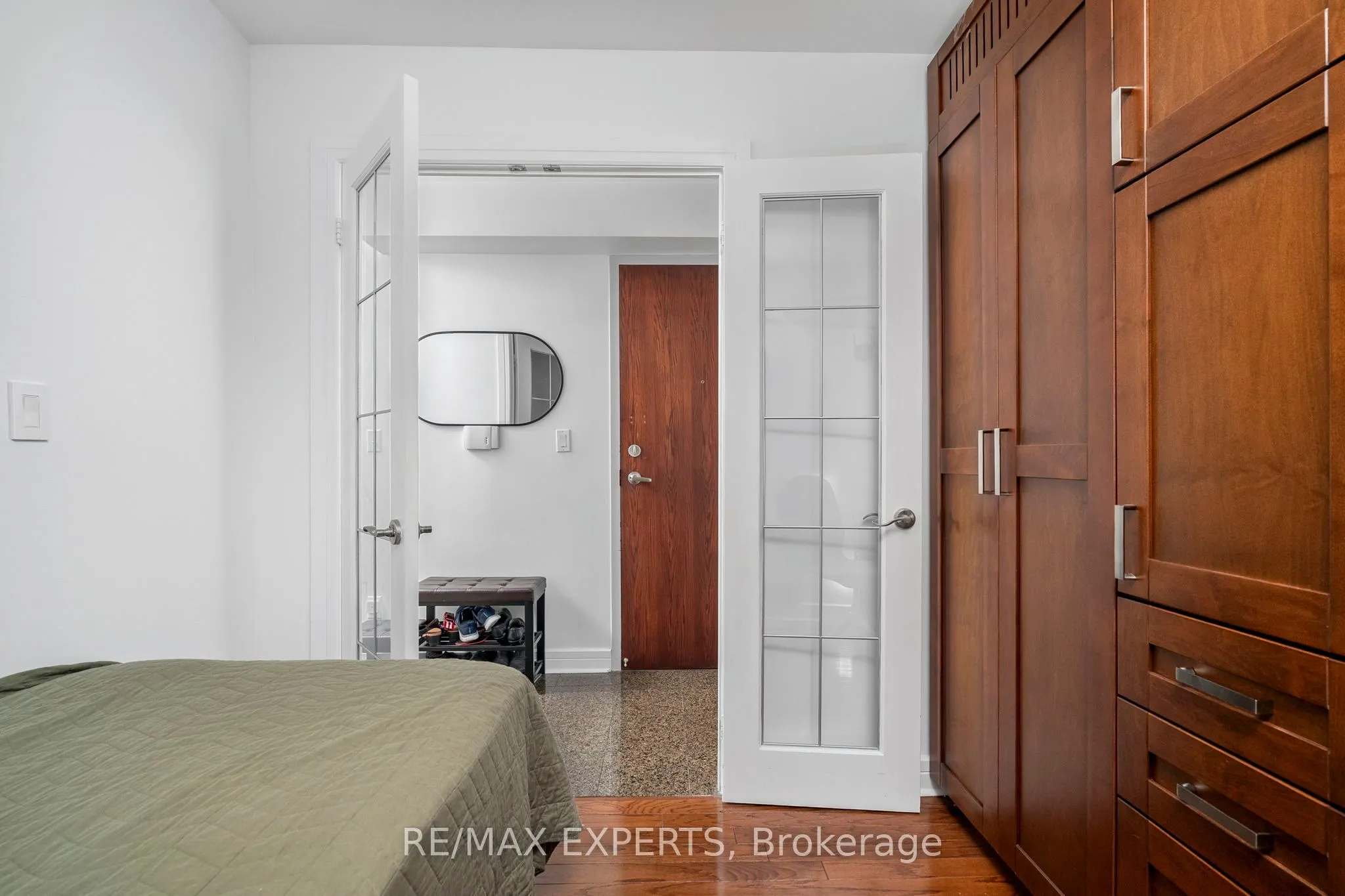 18 Harrison Garden Boulevard, #1801