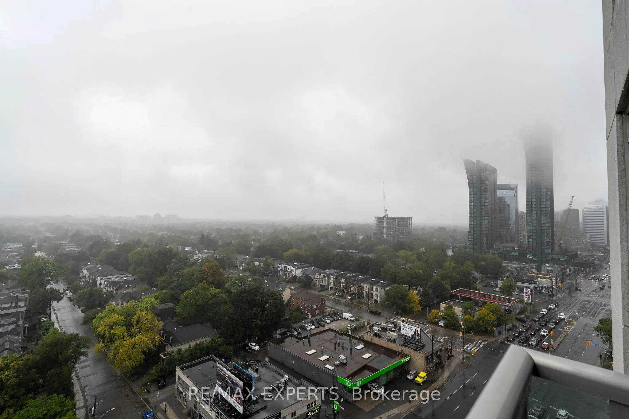 18 Harrison Garden Boulevard, #1801