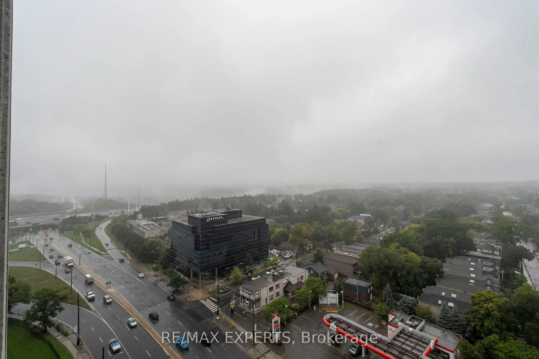 18 Harrison Garden Boulevard, #1801