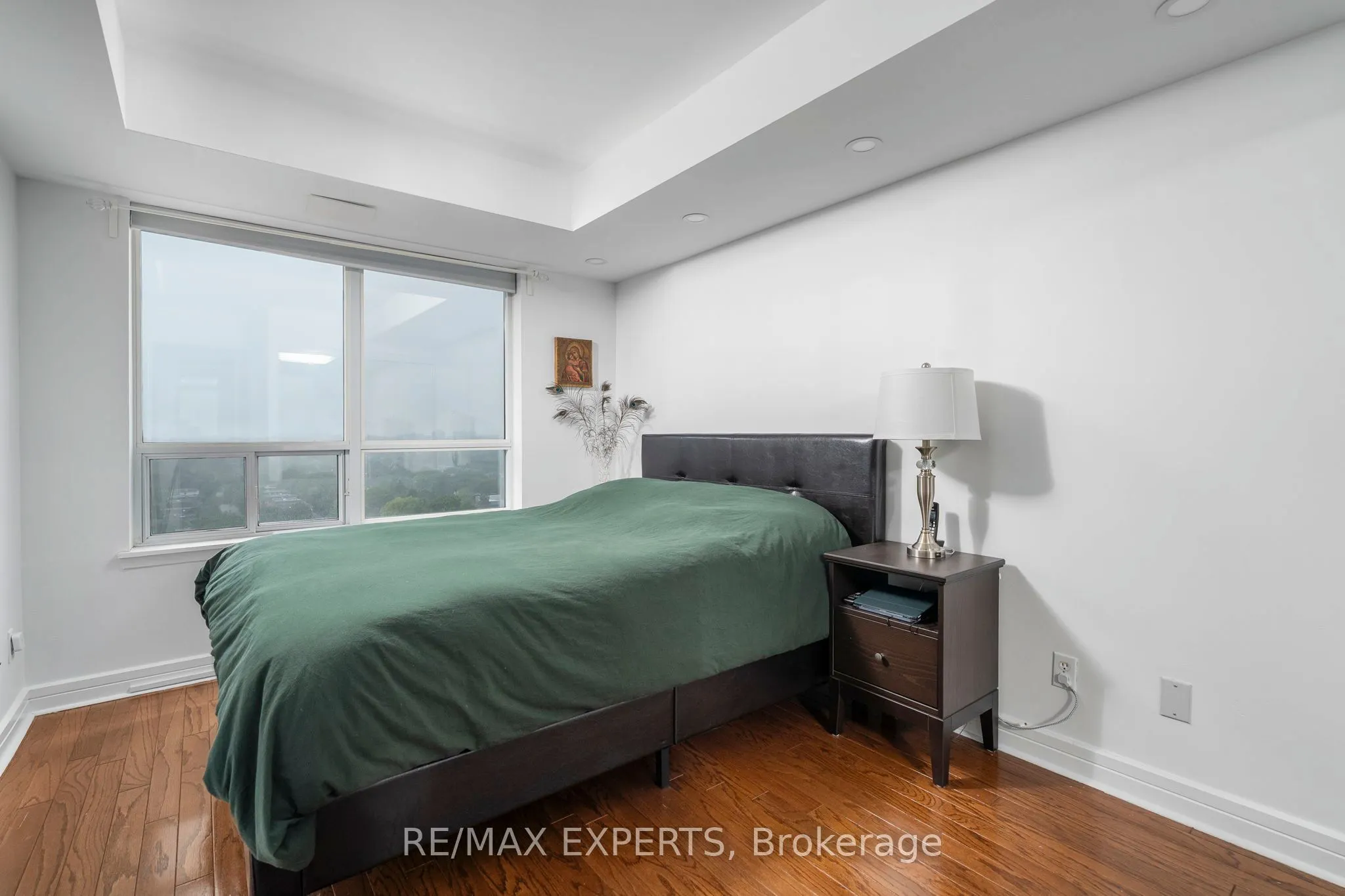 18 Harrison Garden Boulevard, #1801