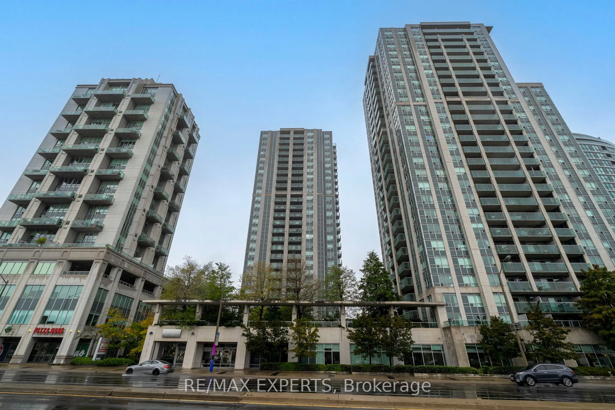 18 Harrison Garden Boulevard, #1801