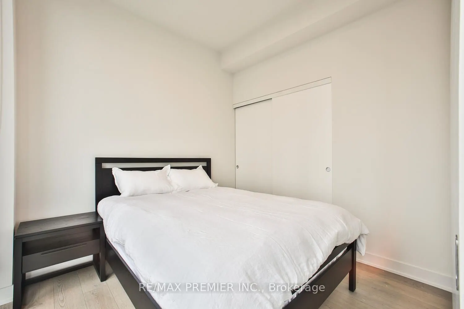 8 Cumberland Street, #5006