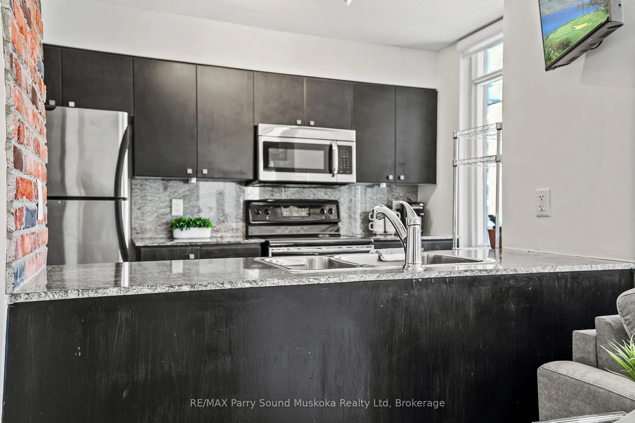 11 Brunel Court, #25