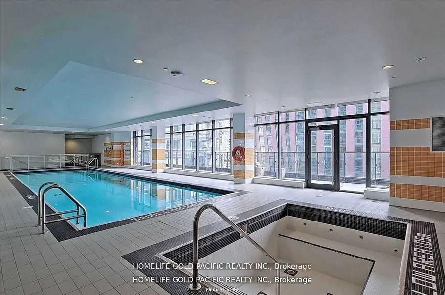 295 Adelaide Street W, #418