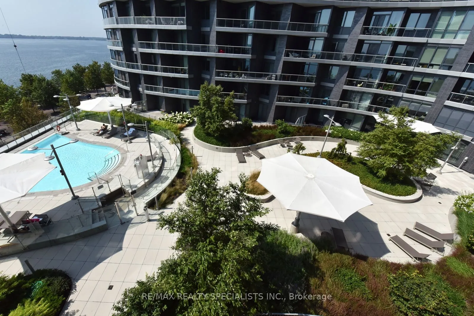 1 Edgewater Drive, #608