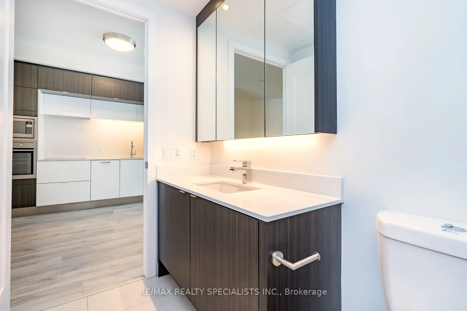 1 Edgewater Drive, #608
