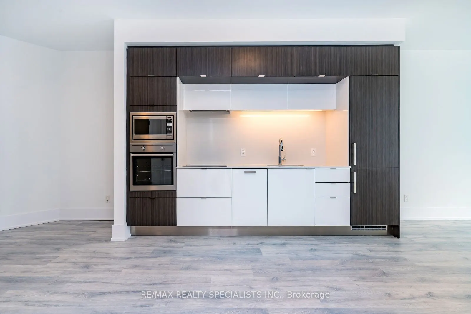 1 Edgewater Drive, #608