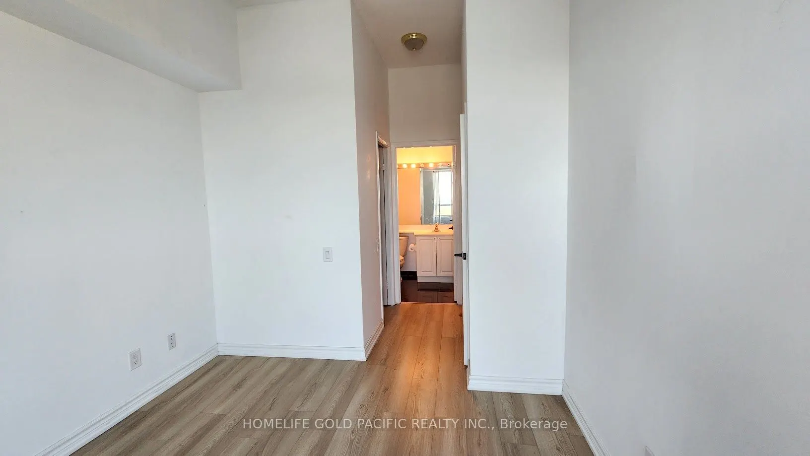 8 Hillcrest Avenue, #PH 309