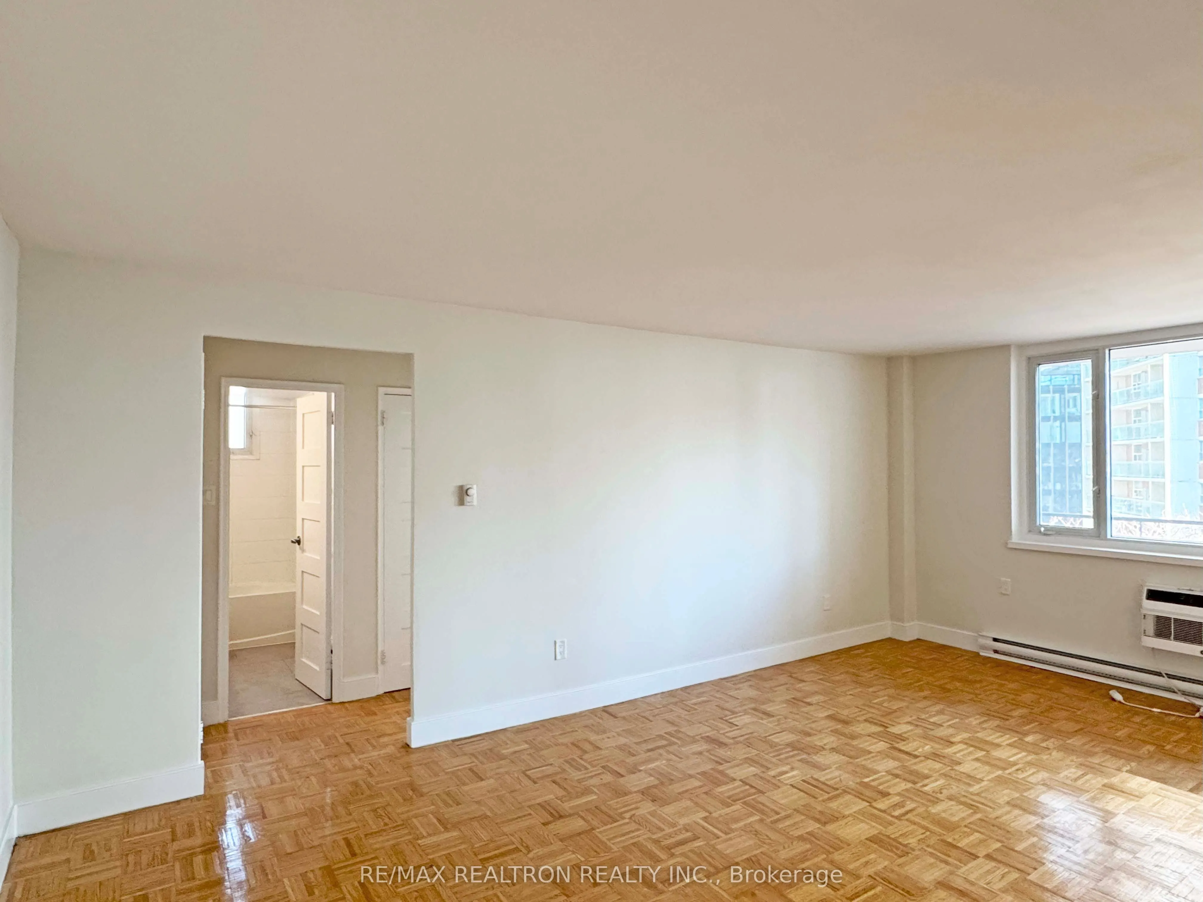 55 Isabella Street, #1103