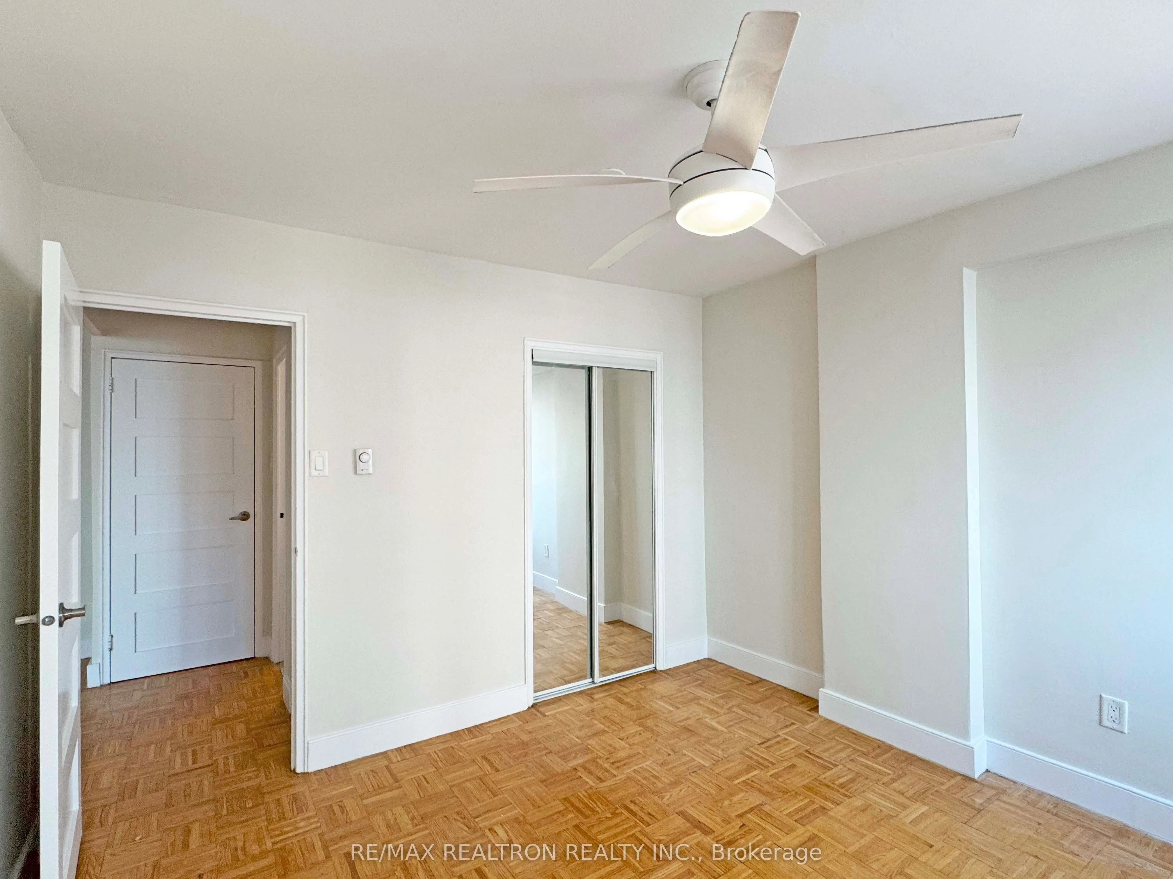 55 Isabella Street, #1103