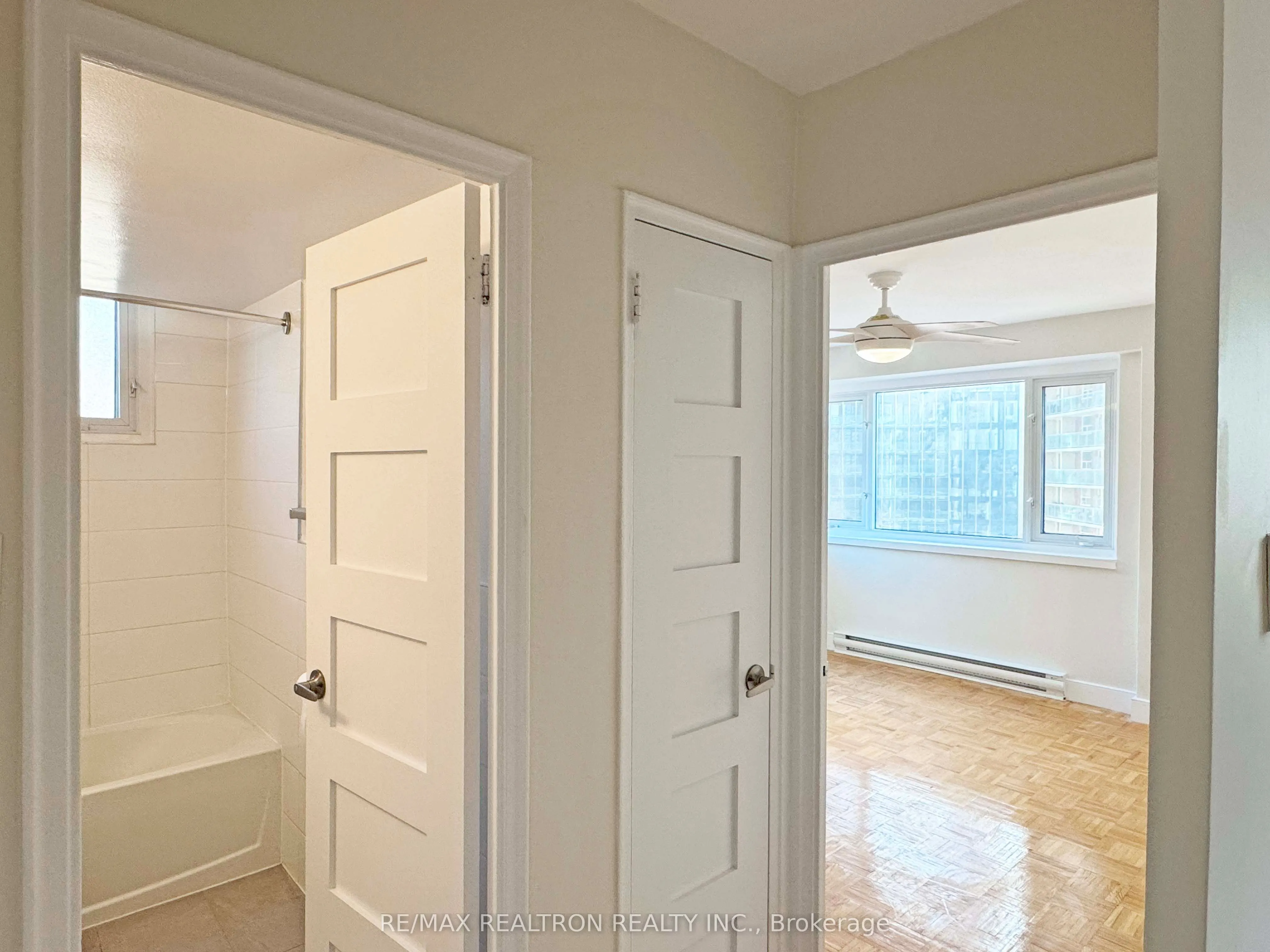 55 Isabella Street, #1103